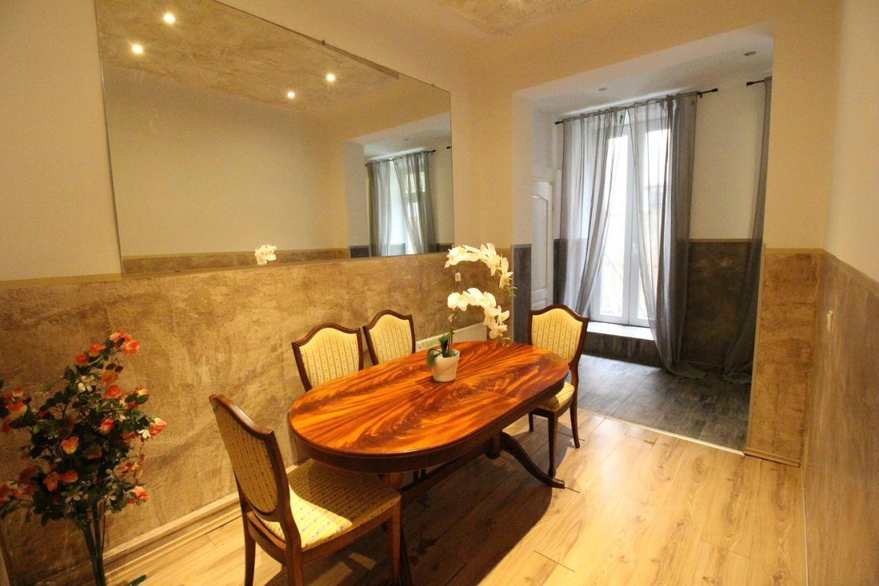 Private Double Bedroom Rf2 Wien Exteriör bild